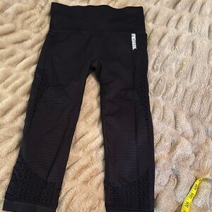 Gymshark black cropped Leggings with Textured Design